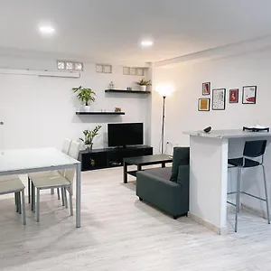 Gmc Turistics - Great For Groups & Families Apartment