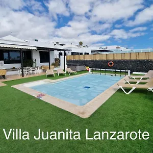 Juanita, Puerto Del Carmen, Lanzarote Villa