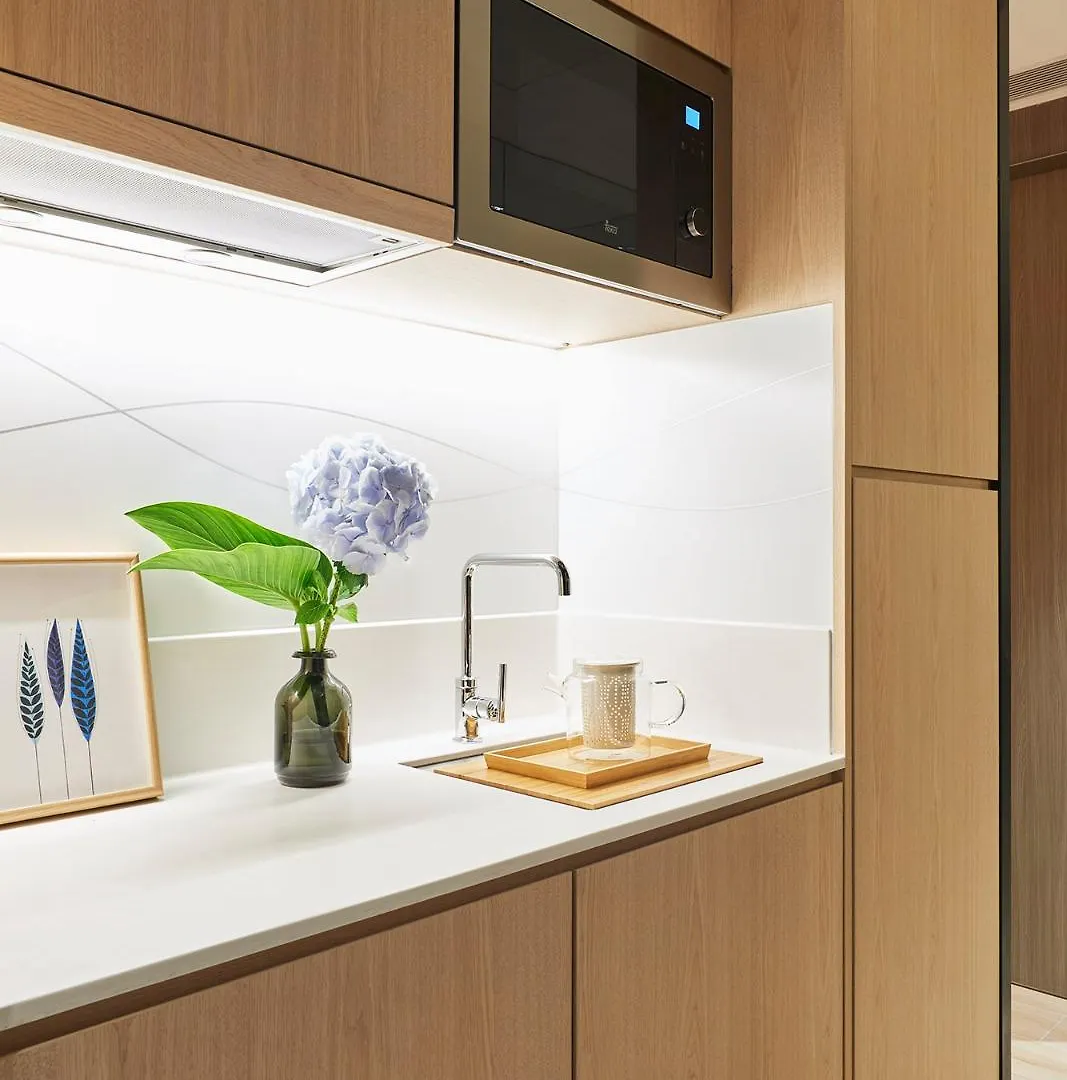 Cm+ Hotels And Serviced Apartments Hongkong 4*,