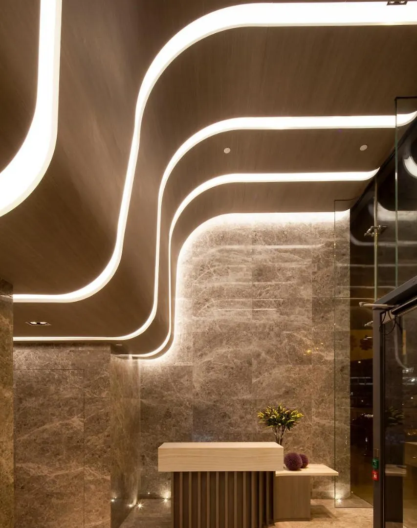 Cm+ Hotels And Serviced Apartments Hongkong Aparthotel